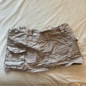 Medium cargo style ZARA skirt